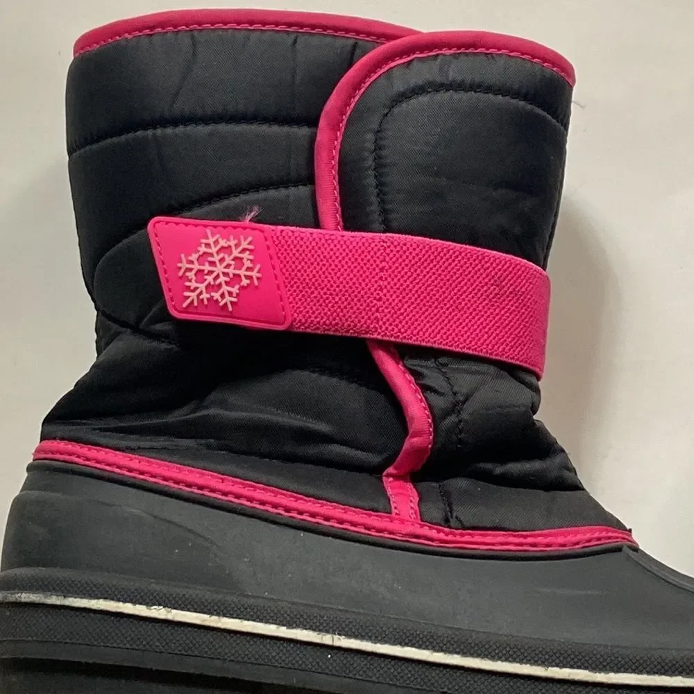 Place Black Pink Girl Snow Boots Size 4